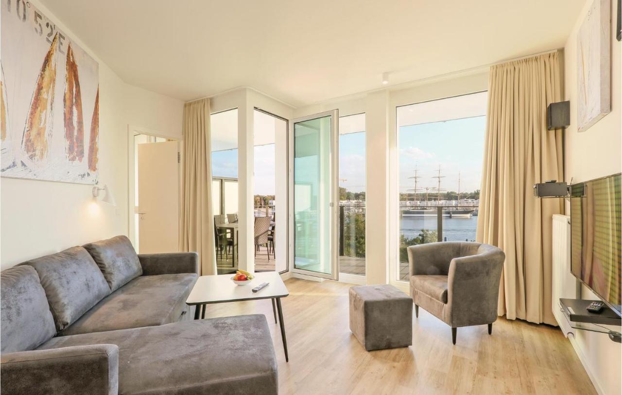 Awesome Apartment In Luebeck Travemuende With Sauna Extérieur photo