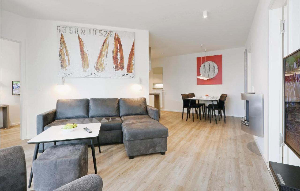 Awesome Apartment In Luebeck Travemuende With Sauna Extérieur photo